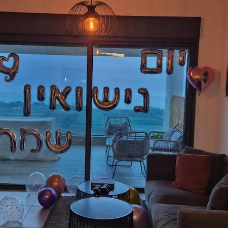 Апартаменты דירת נופש נוף לכנרת Мигдаль Экстерьер фото